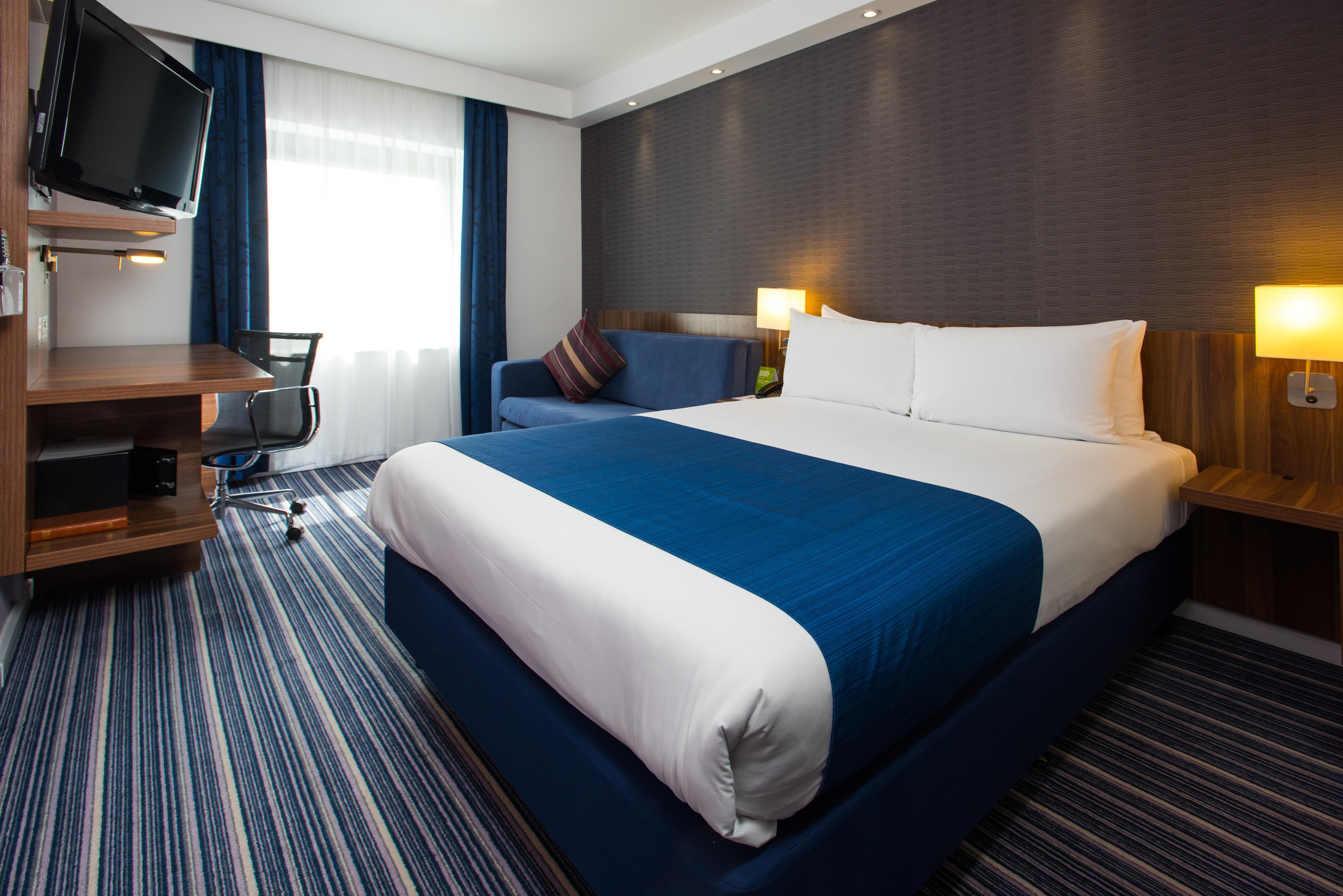 Holiday Inn Express London-Wimbledon-South, An Ihg Hotel Bagian luar foto