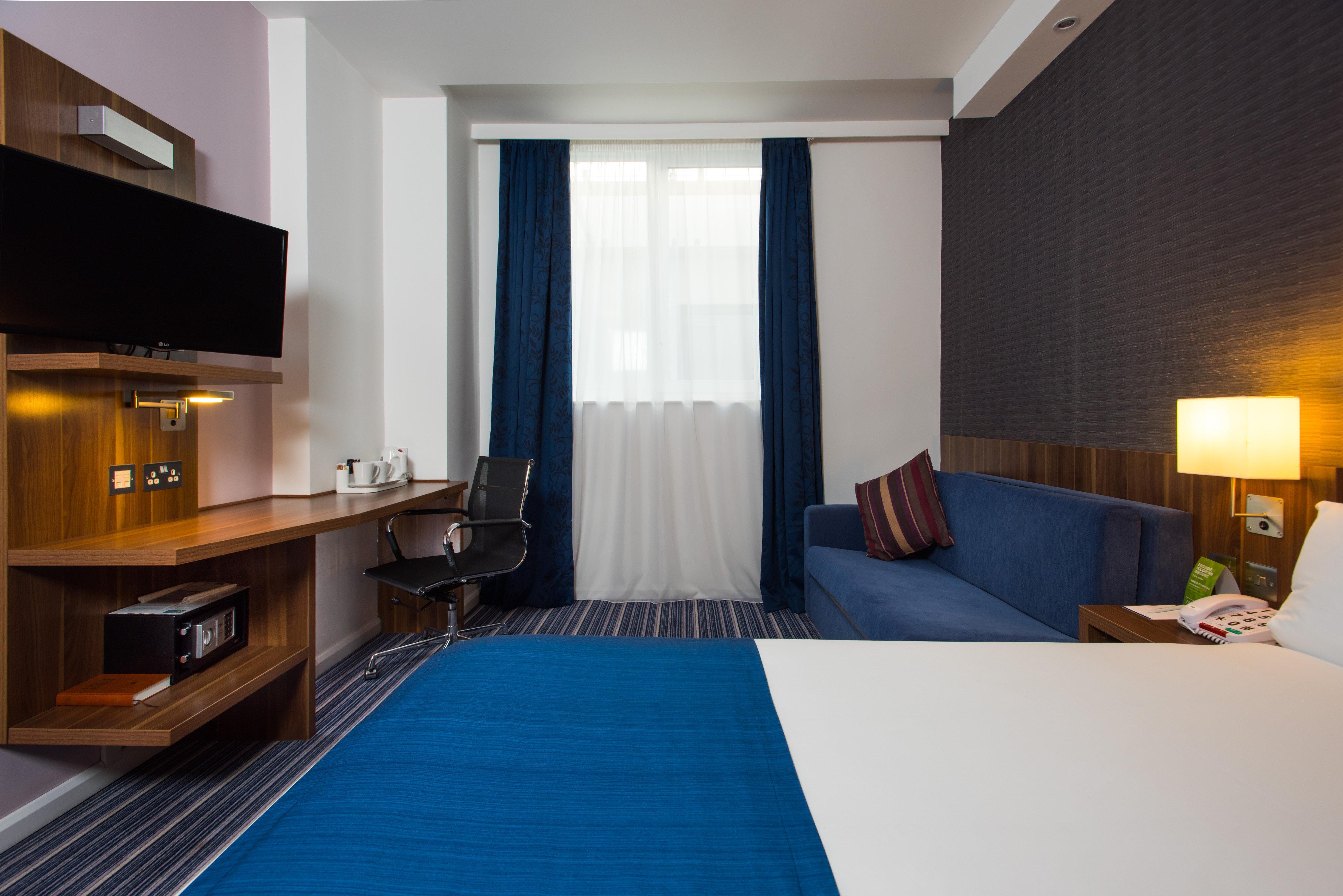 Holiday Inn Express London-Wimbledon-South, An Ihg Hotel Bagian luar foto