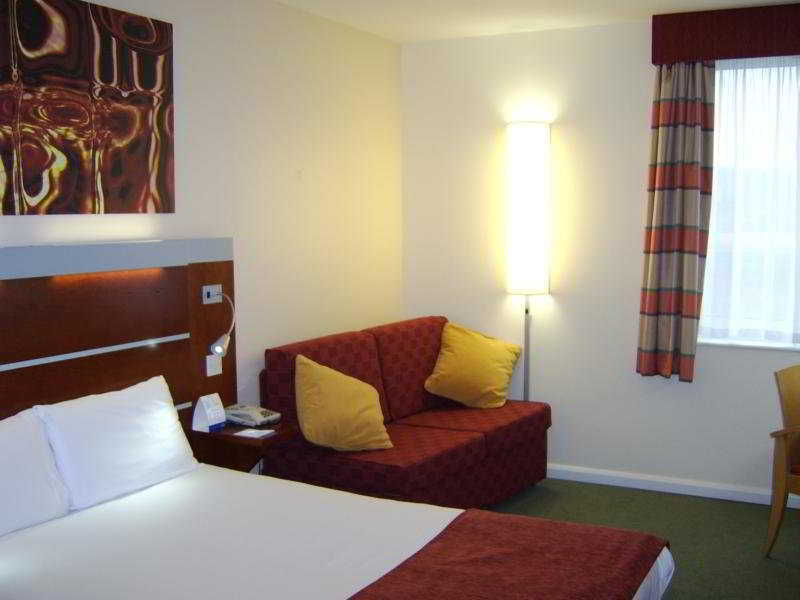 Holiday Inn Express London-Wimbledon-South, An Ihg Hotel Ruang foto